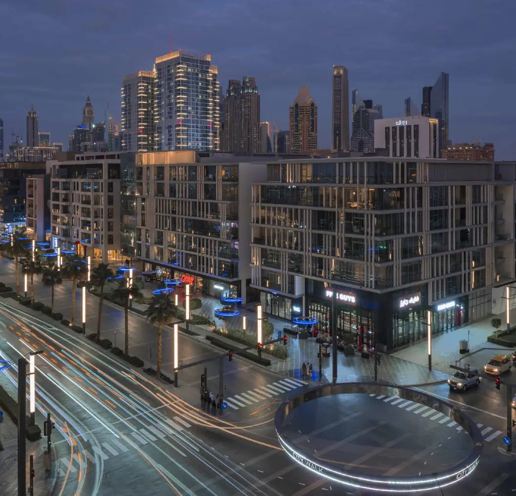 Dining, Culture and Green Space