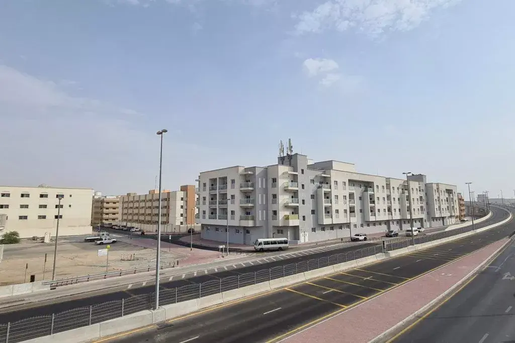 Living in Al Quoz: A Blend of Convenience and Tranquility