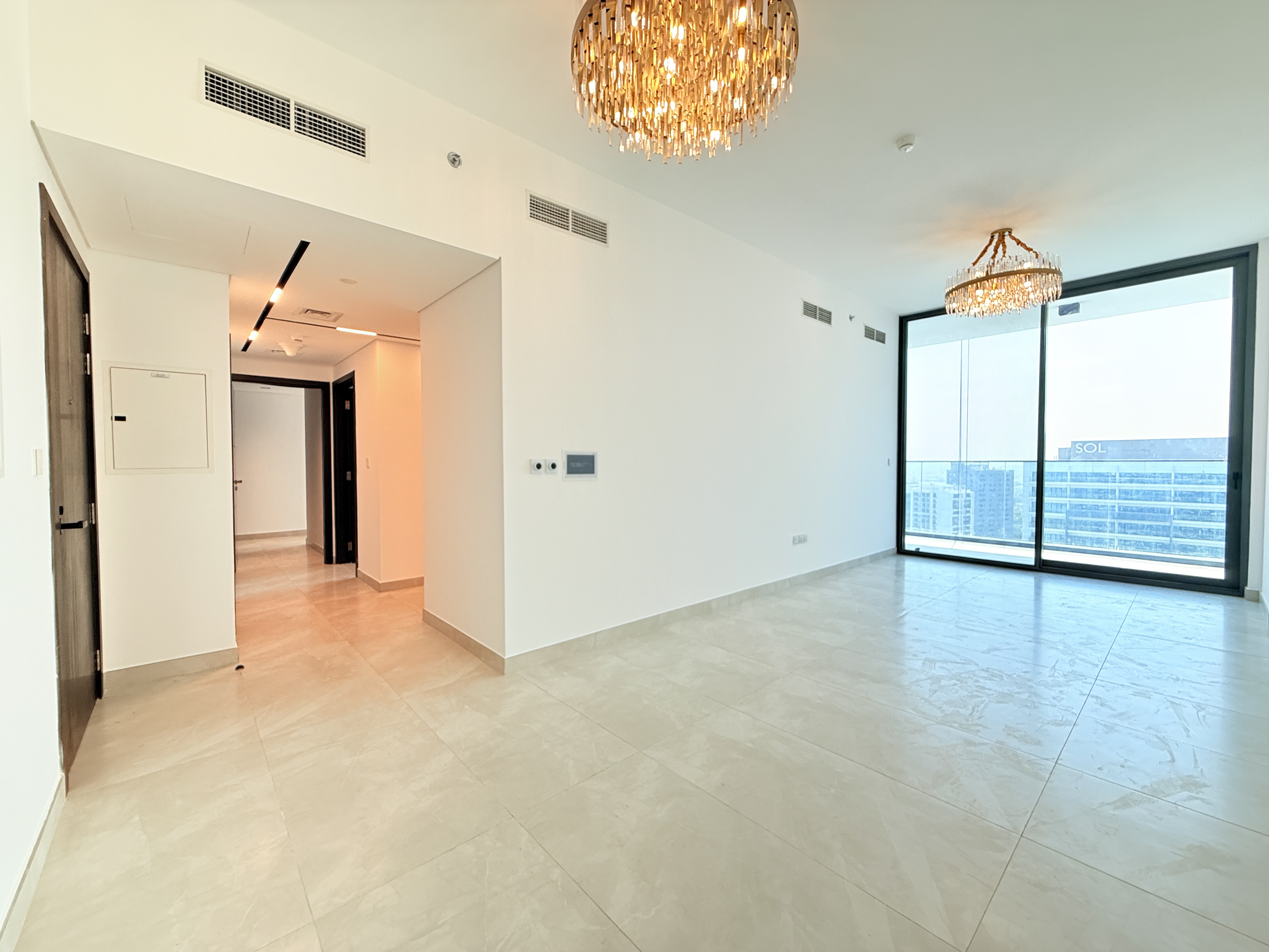 🏙️ High Floor | Closed Kitchen |  Open View |  Hight Floor