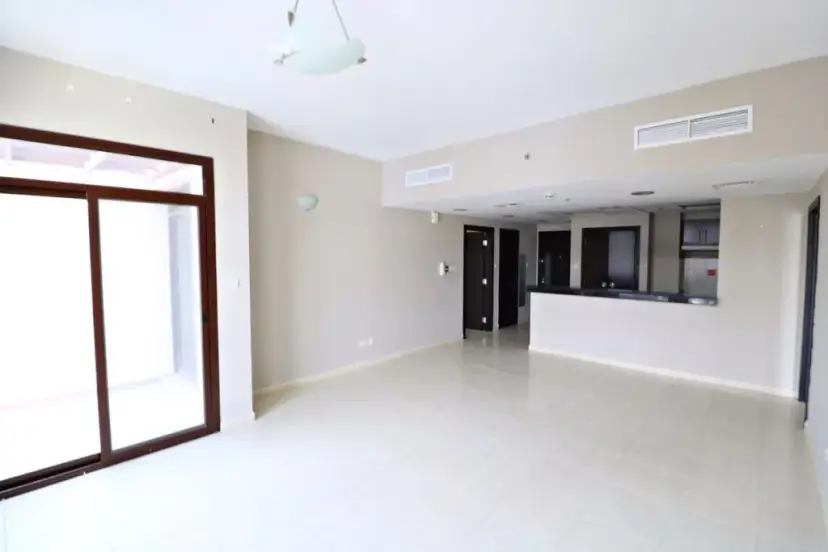 关于Jumeirah Village Circle