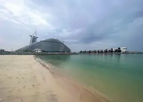 黄金地段和无与伦比的设施