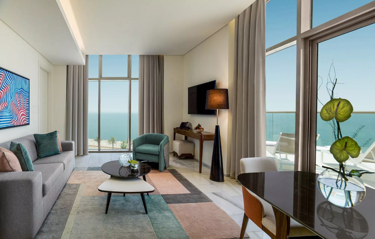 Experience Upscale Miami Living on Palm Jumeirah