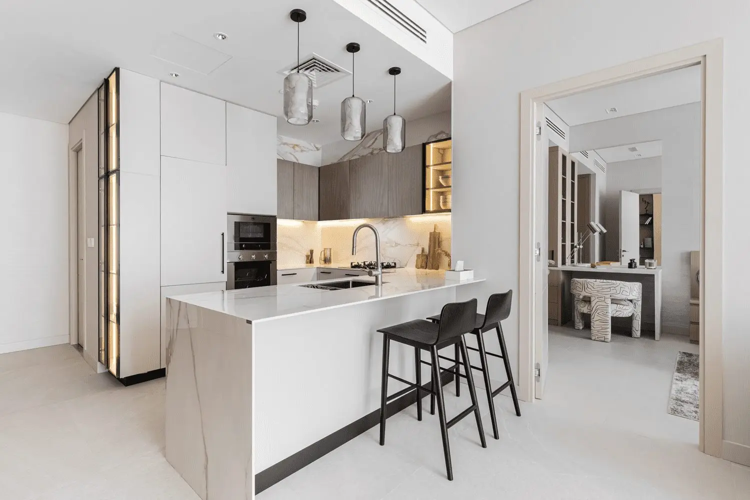 Furnished Studios and 1 and 2 Bedrooms at LUM1NAR