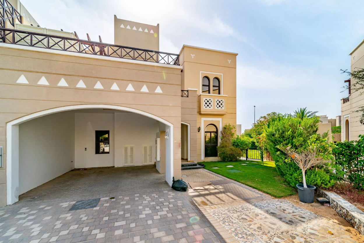 Prime Location and Unrivaled Convenience