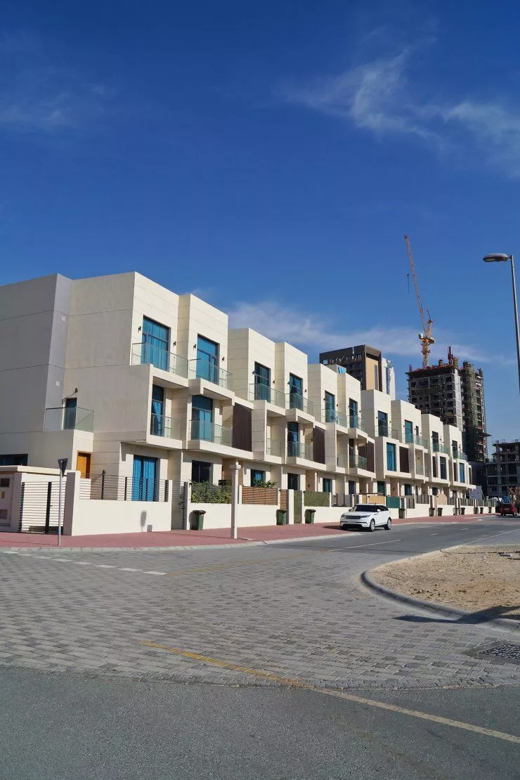 Luxury Townhouses and Villas in Jumeirah Village Circle