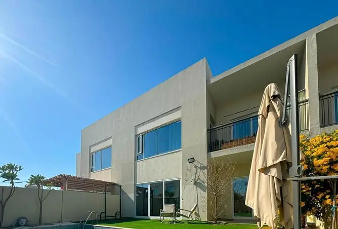 Urbana III Townhouse — 游泳池 — 室外游泳池 — amenity | Profound Properties, Dubai
