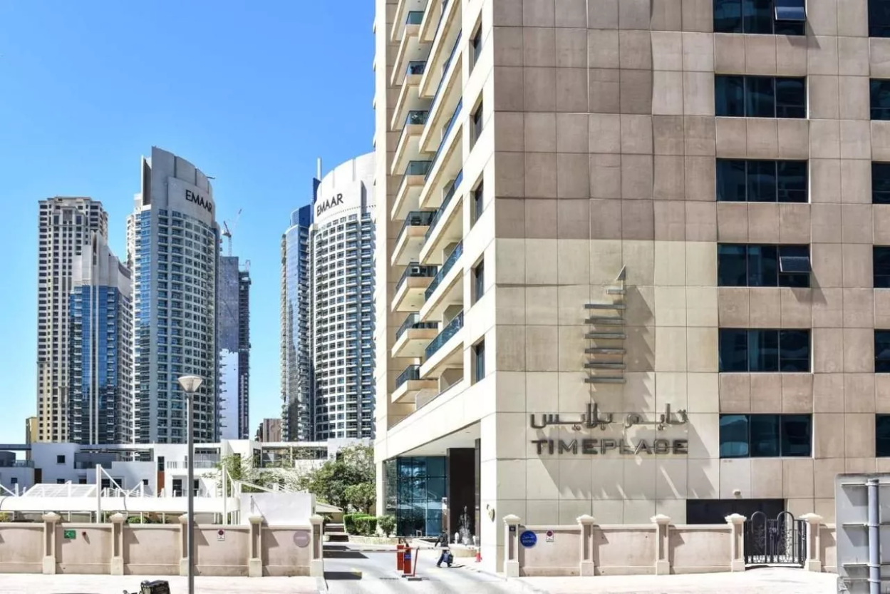Dubai Marina Lifestyle at Your Doorstep