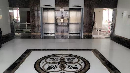 برج أوست