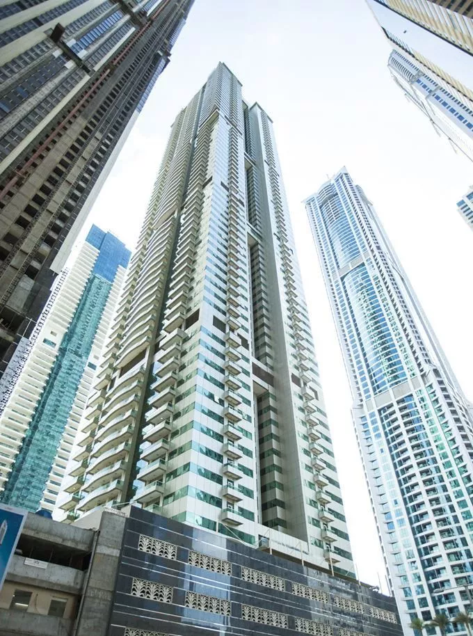 Marina Pinnacle
