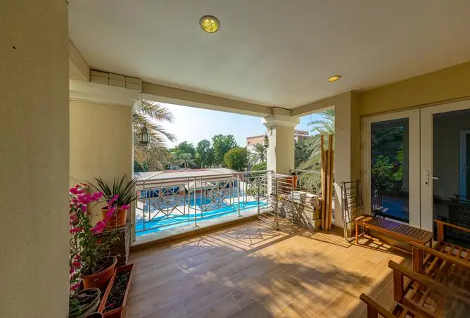 Upgraded | Excellent Views | 3 Bedrooms — Swimming Pools — Outdoor Swimming Pool — amenity | Profound Properties, Dubai