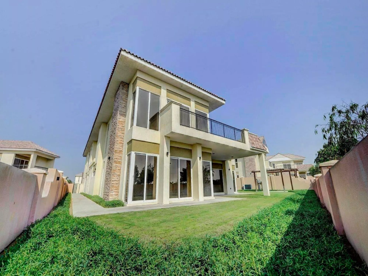 Experience Upscale Living at Sienna Views, Jumeirah Golf Estates