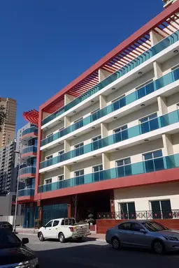 金色公寓 — 朱美拉村環 — Off-Plan | Profound Properties, Dubai