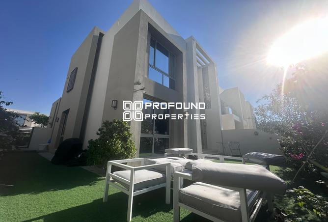 Villa in Reem Community