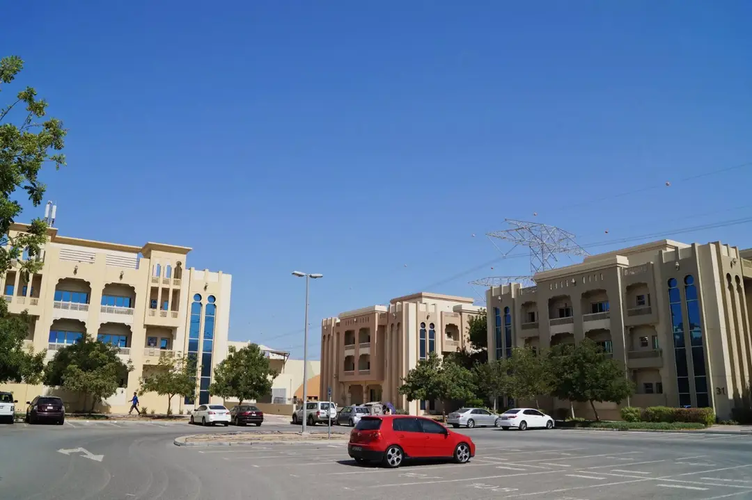 Ewan Residence — Andere — Parkplätze — amenity | Profound Properties, Dubai