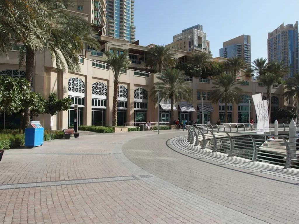 Exceptional Amenities and Prime Location
