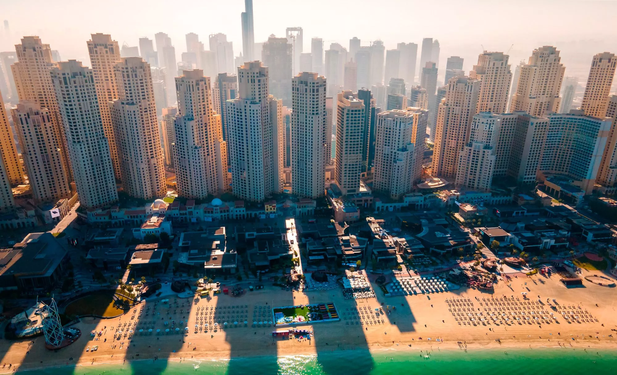 Experience the Best of Dubai Marina Living