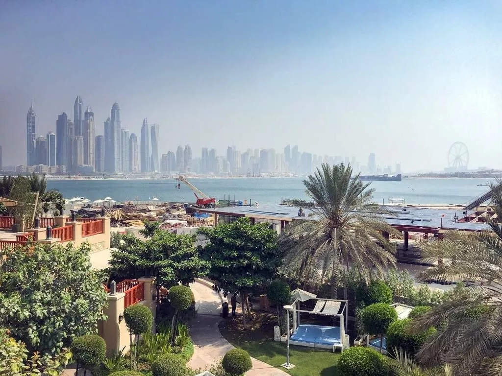 费尔蒙特棕榈公寓 — City view | Profound Properties, Dubai