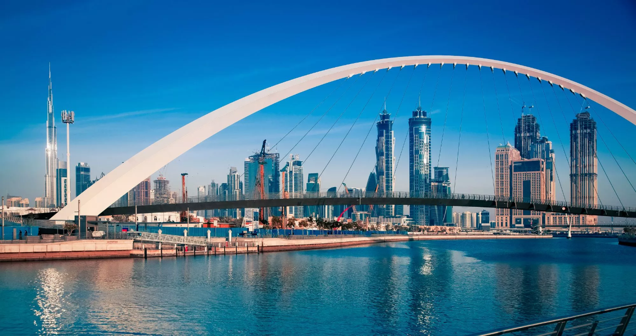 Dubai Water Canal SB02b