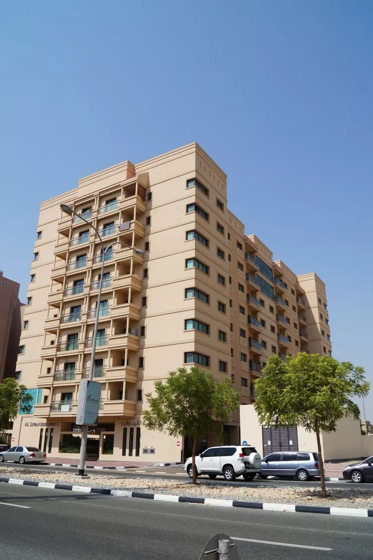 Al Liwan Building