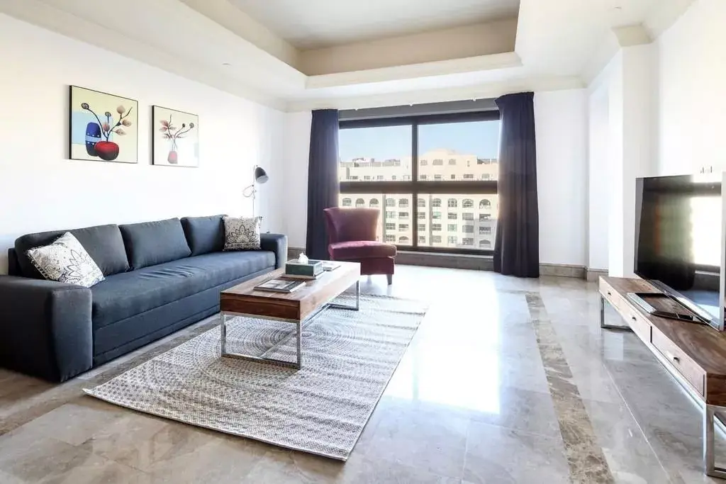 费尔蒙特棕榈公寓 — 装修与家具 — 带家具的 — feature | Profound Properties, Dubai