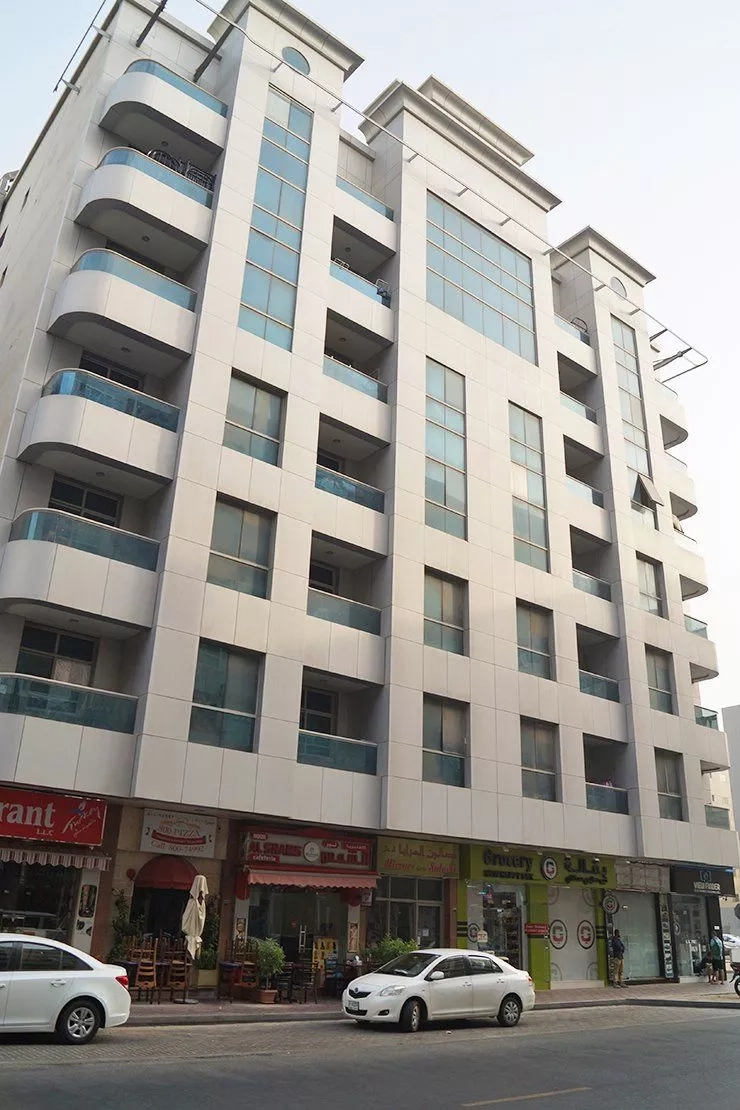 Здание Аль Абдуллы — Community view | Profound Properties, Dubai