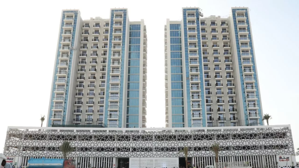 Starz Tower