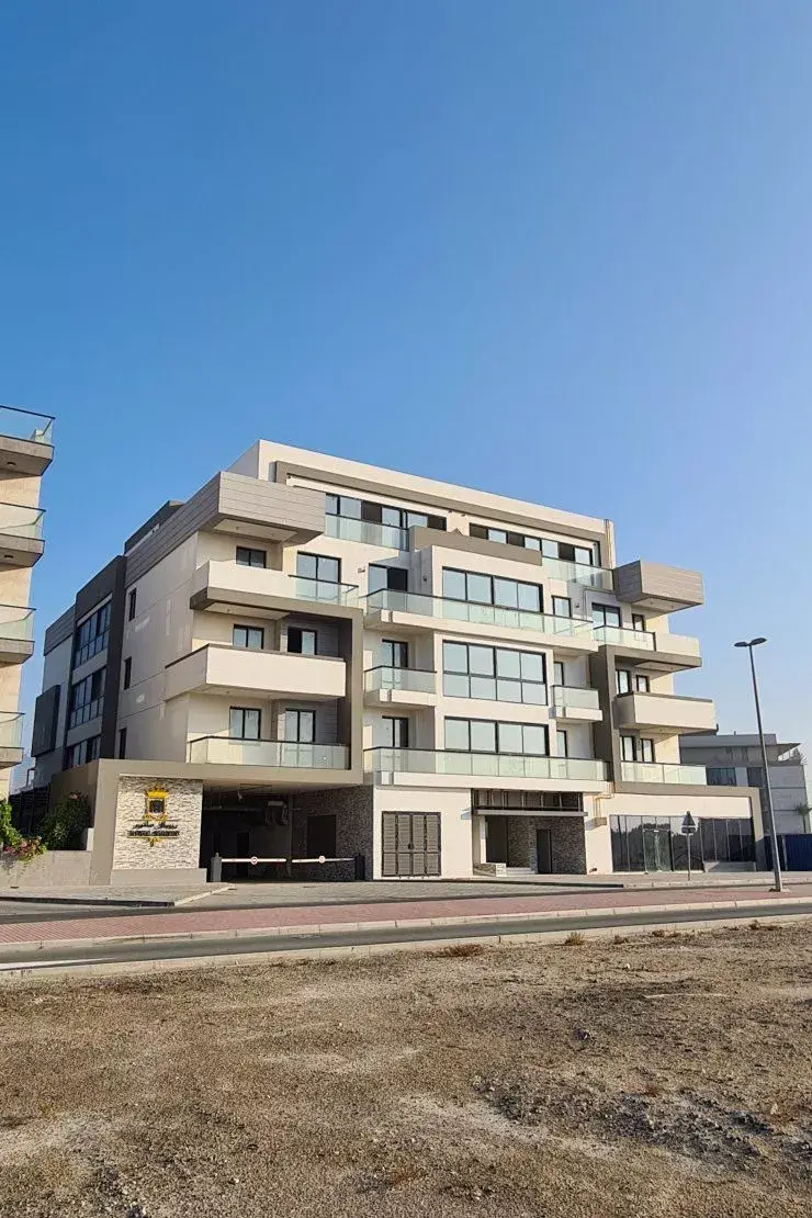 Роял Манор — Должен быть — Балкон — feature | Profound Properties, Dubai