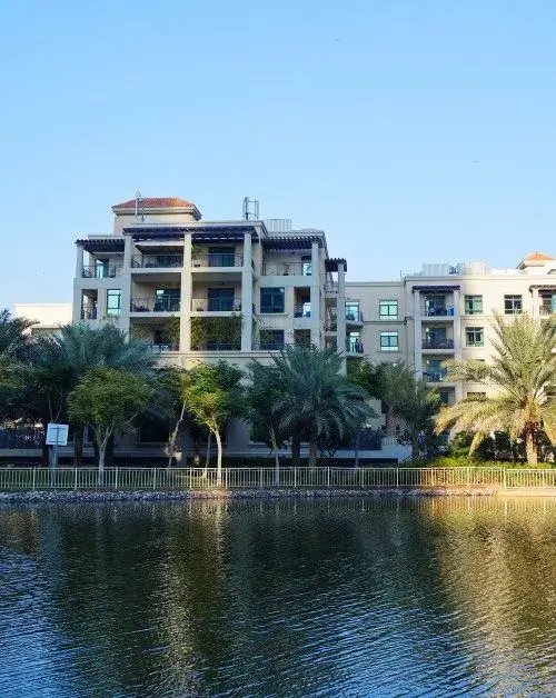 ترافو ريفرسايد ريزيدنس — يجب أن يكون — شرفة — feature | Profound Properties, Dubai