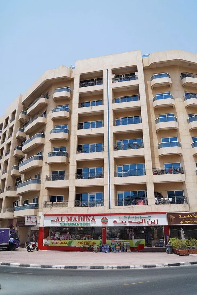 Marina Suites