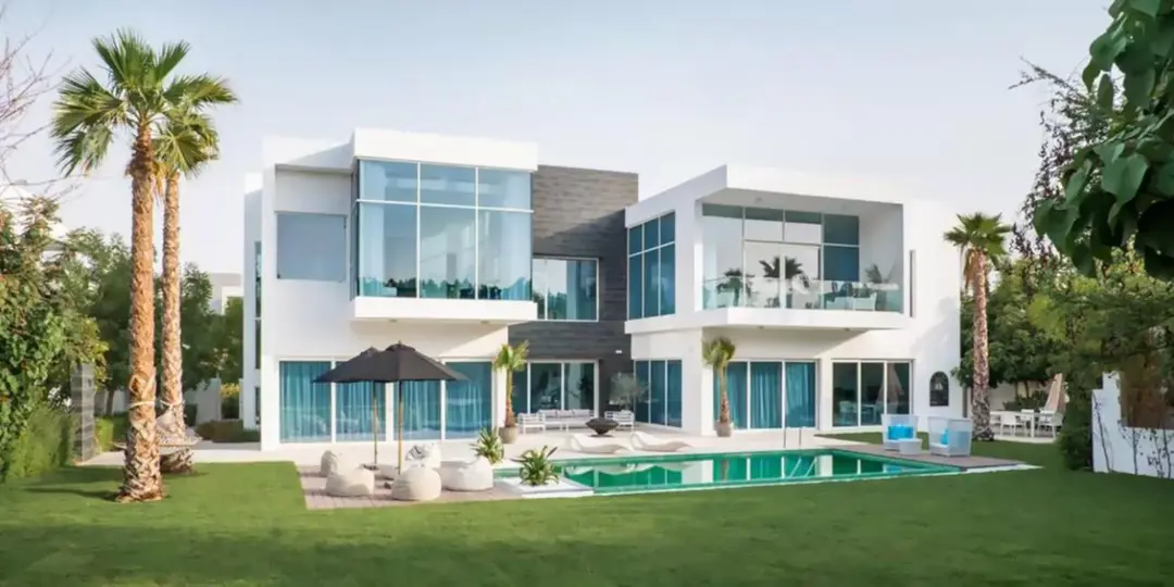 The Collection — Swimming Pools — Outdoor Swimming Pool — amenity | Profound Properties, Dubai