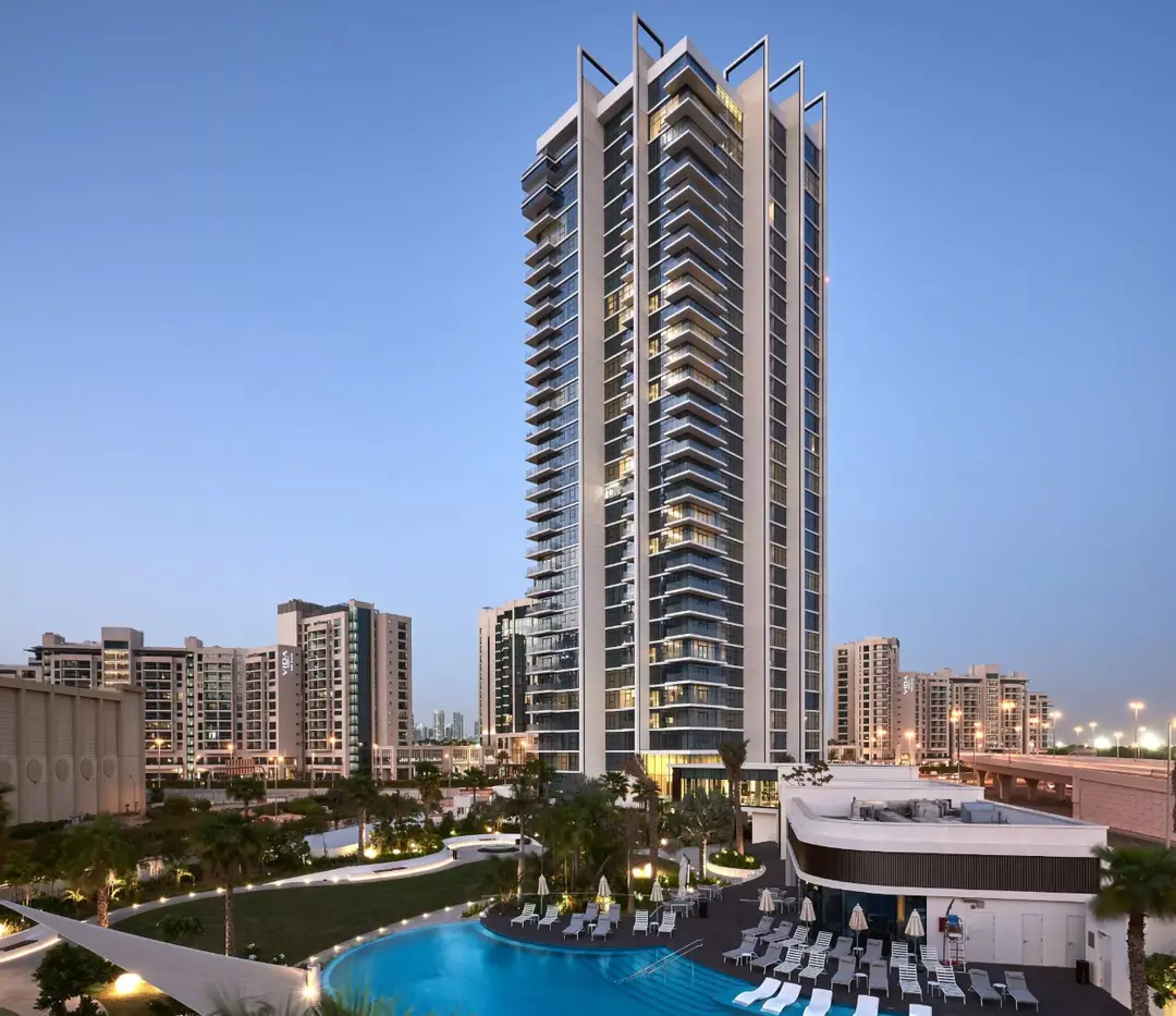 Banyan Tree Residence — Swimming Pools — Outdoor Swimming Pool — amenity | Profound Properties, Dubai