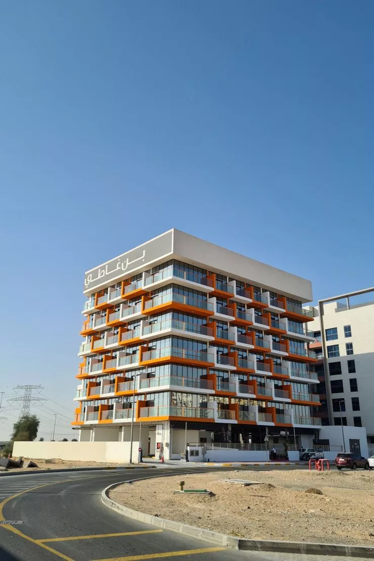 Modern Living in Dubailand's Thriving Hub
