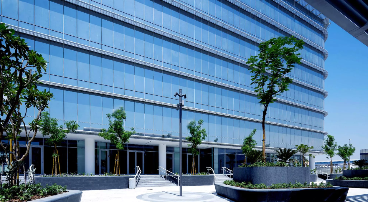 Revolutionizing E-commerce in the Heart of Dubai