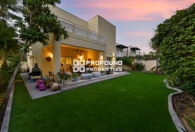 Fully Renovated and Remodelled 4 Bed Home — 草地 | Profound Properties, Dubai