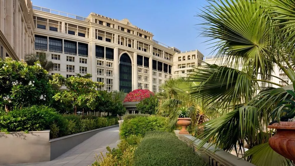 Indulge in Unrivaled Luxury at Palazzo Versace Dubai