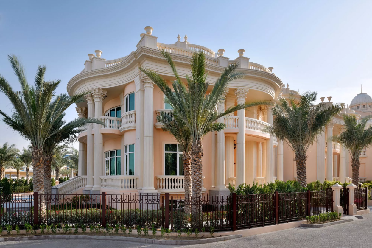 Indulge in the Opulence of Palm Jumeirah Living