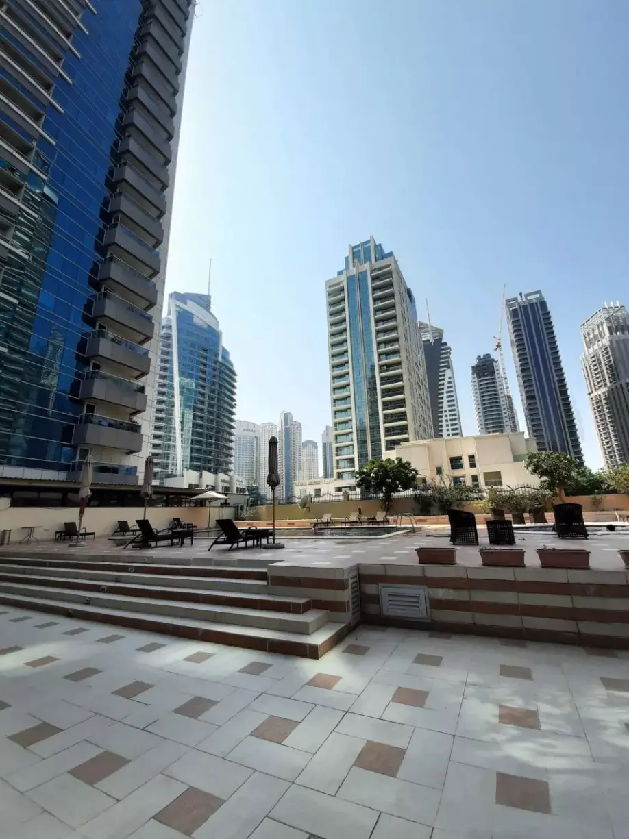 Marina Diamond 5 — Swimming Pools — Outdoor Swimming Pool — amenity | Profound Properties, Dubai