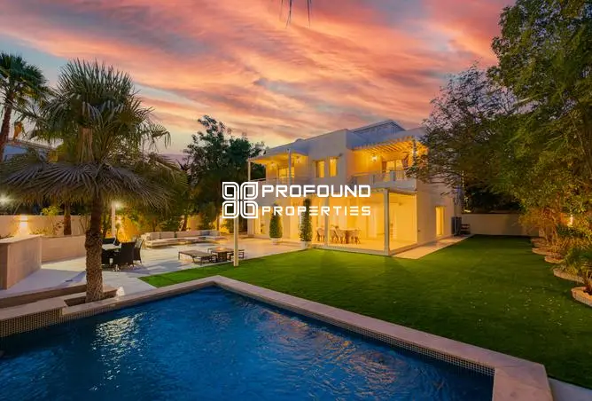 Villa in Meadows 9 — 草地 | Profound Properties, Dubai