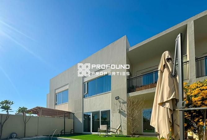 Urbana III Townhouse