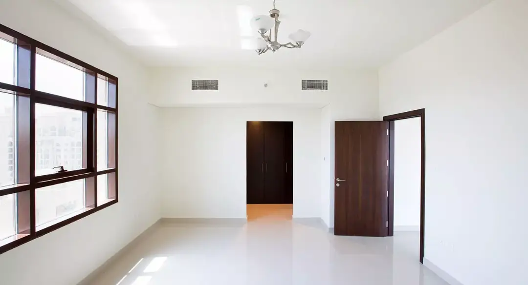 Golden Mile 3 — Must Have — Built-in Wardrobes — feature | Profound Properties, Dubai