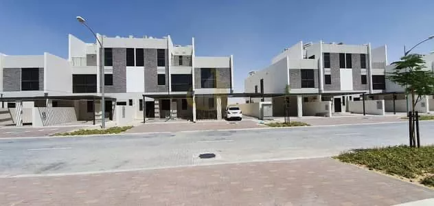 Discover Luxurious Villas and Townhouses in Damac Hills 2