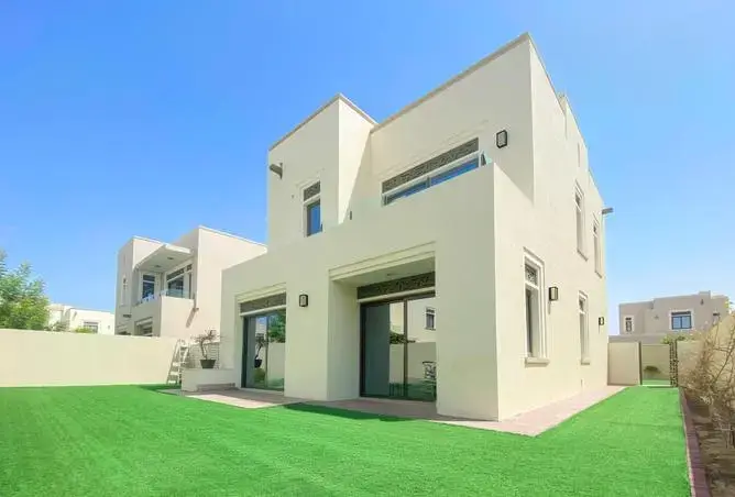 Villa in Azalea, Arabian Ranches 2 — 娱乐 — 私人花园 — amenity | Profound Properties, Dubai