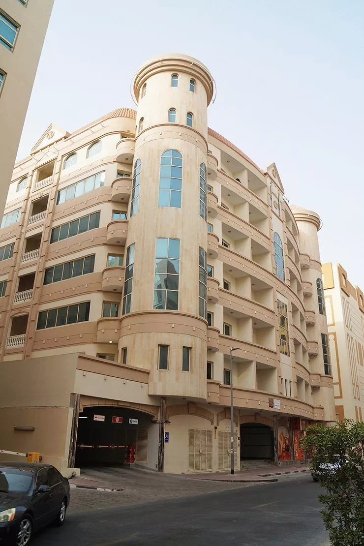 Al Wasl Building R445 — Community view | Profound Properties, Dubai