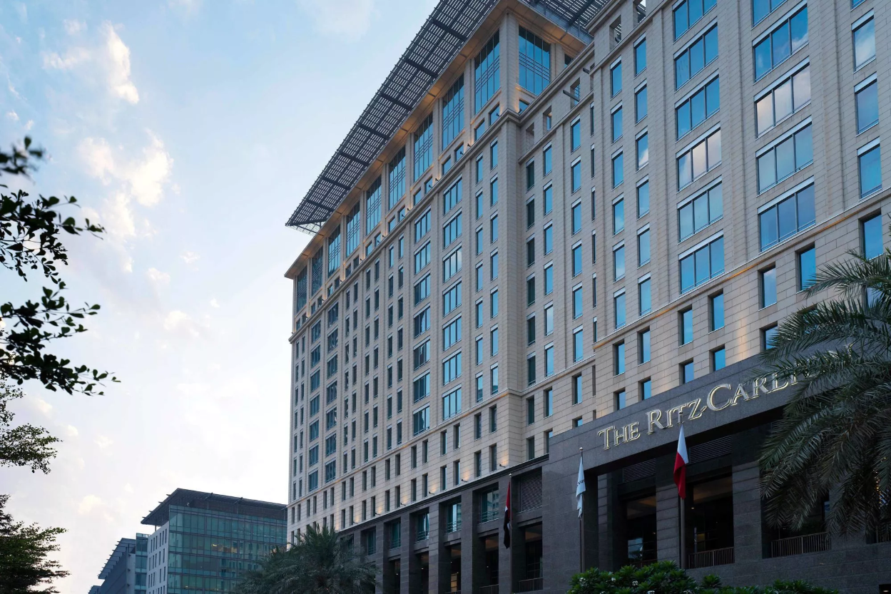 迪拜国际金融中心丽思卡尔顿酒店