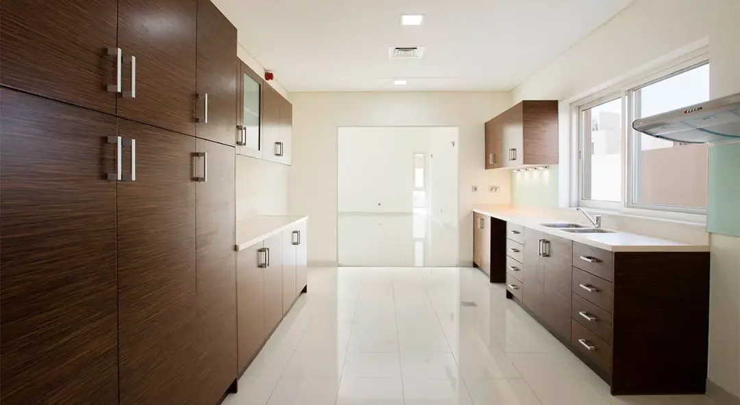 Veneto — Must Have — Closed Kitchen — feature | Profound Properties, Dubai