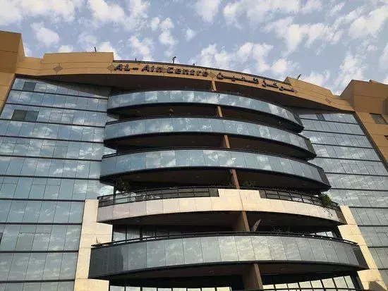 مركز العين — يجب أن يكون — شرفة — feature | Profound Properties, Dubai