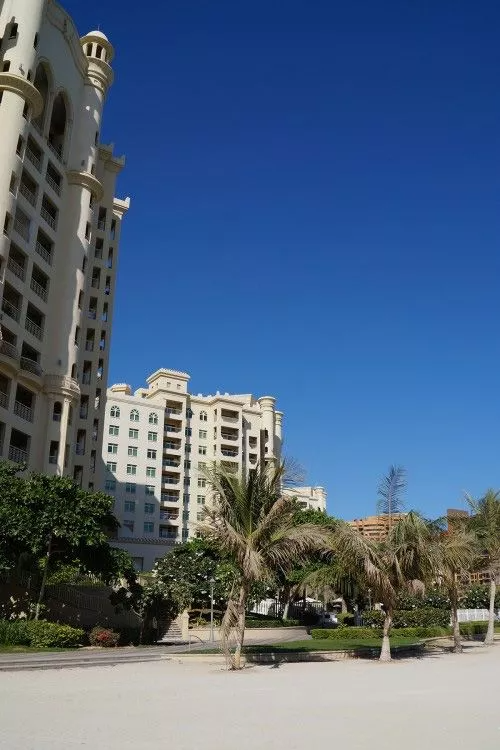 Shoreline Apartments