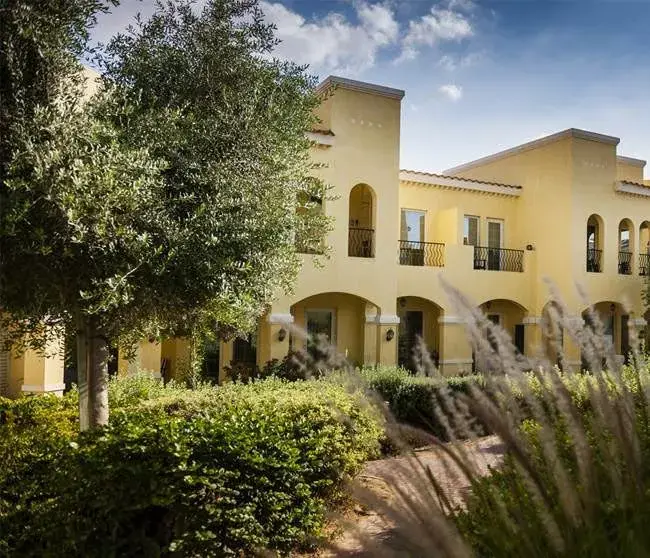 Experience the Best of Dubailand Living