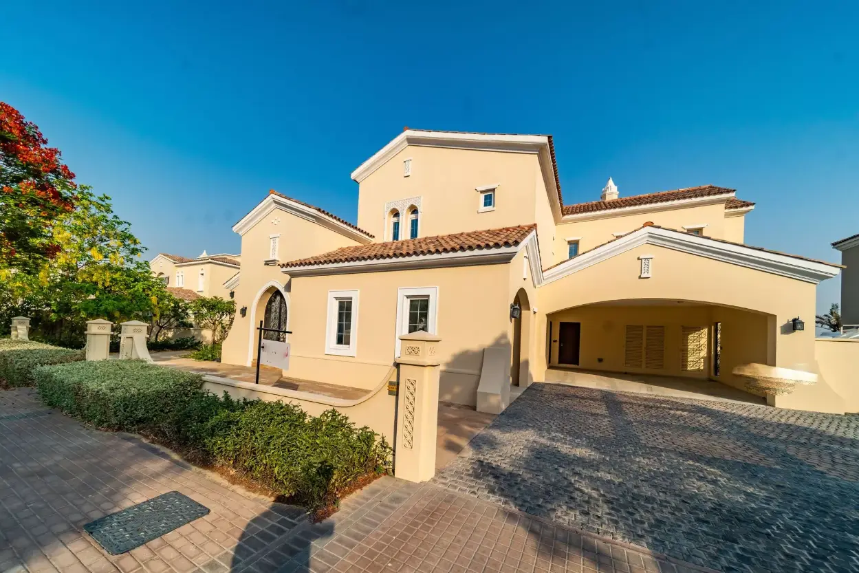Experience Luxurious Spanish-Style Living in Arabian Ranches