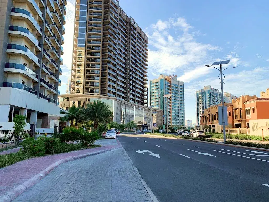 Experience Comfortable Living at Elite Sports Residence